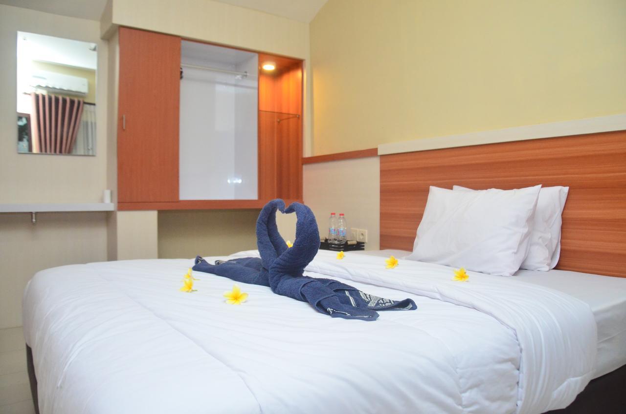 בניוואנגי Banyu Homestay מראה חיצוני תמונה
