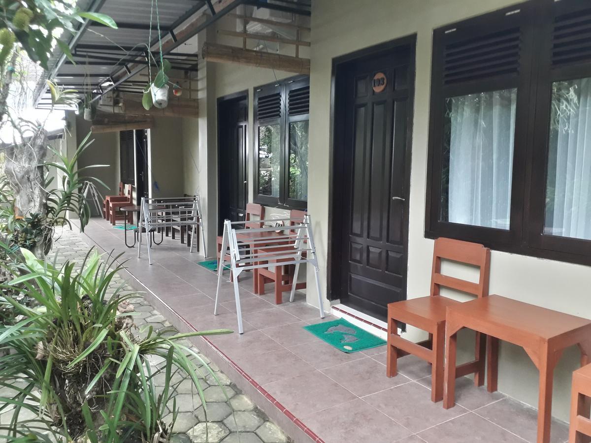 בניוואנגי Banyu Homestay מראה חיצוני תמונה