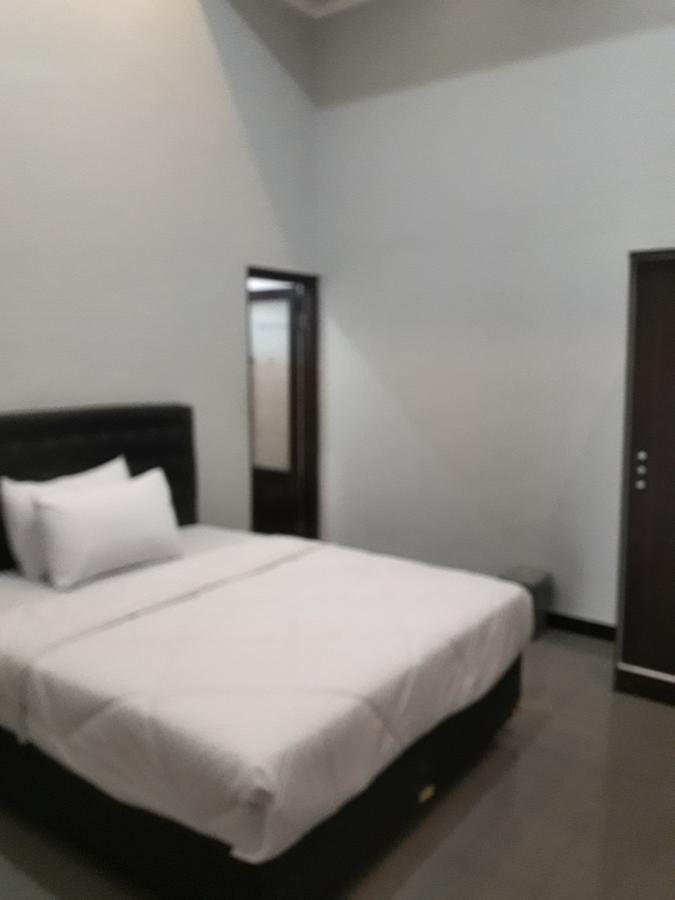 בניוואנגי Banyu Homestay מראה חיצוני תמונה