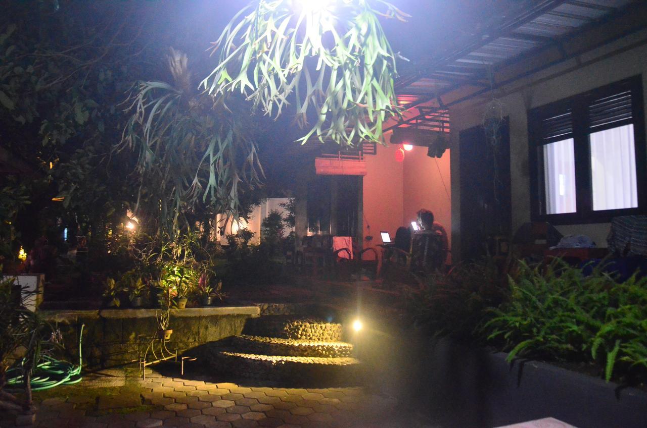 בניוואנגי Banyu Homestay מראה חיצוני תמונה
