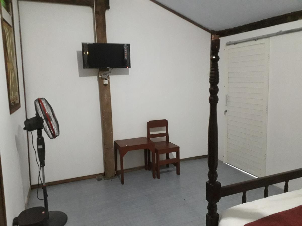 בניוואנגי Banyu Homestay מראה חיצוני תמונה